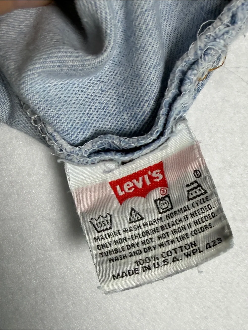 1999 Levi's 501 Straight Button Fly Med Wash Actual Size 34 X 29 READ DESCRIP